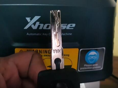 How to Use Condor Dolphin to Cut Key for VW Polo HU66-19