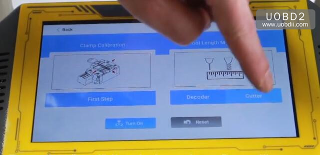 How to Calibrate SEC-E9 Dimple Key Clamp (28)