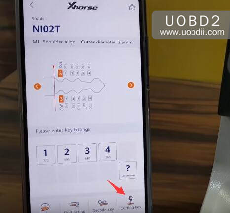 How to Use Xhorse Dophin Cut Key for SUZUKI Access Bike (7)