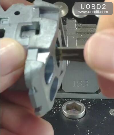 How-to-Use-2M2-Tank-Magic-Machine-Cut-NSN14-Key-11